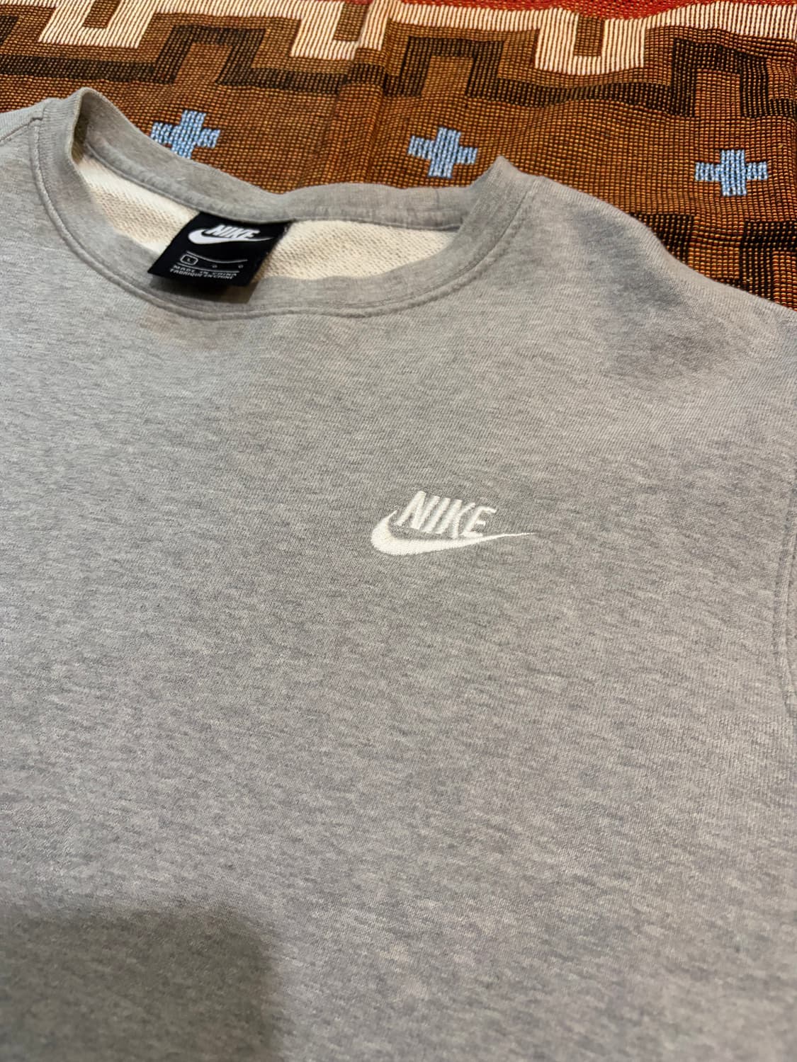 L) 나이키 맨투맨 회색 상품이미지3