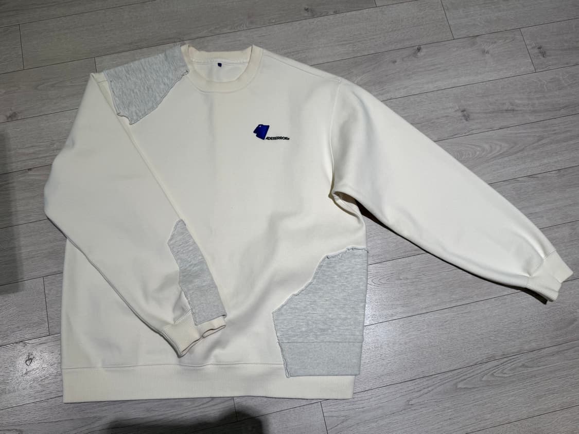 아더에러 맨투맨 A2  상품이미지1