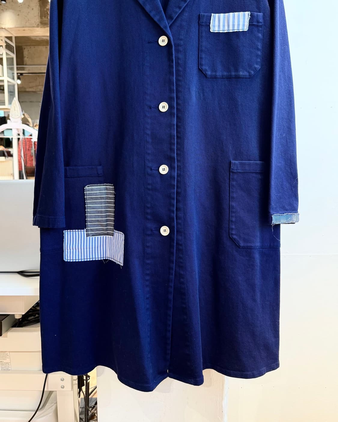 avn 네이비 패치워크 디테일 코트  상품이미지6