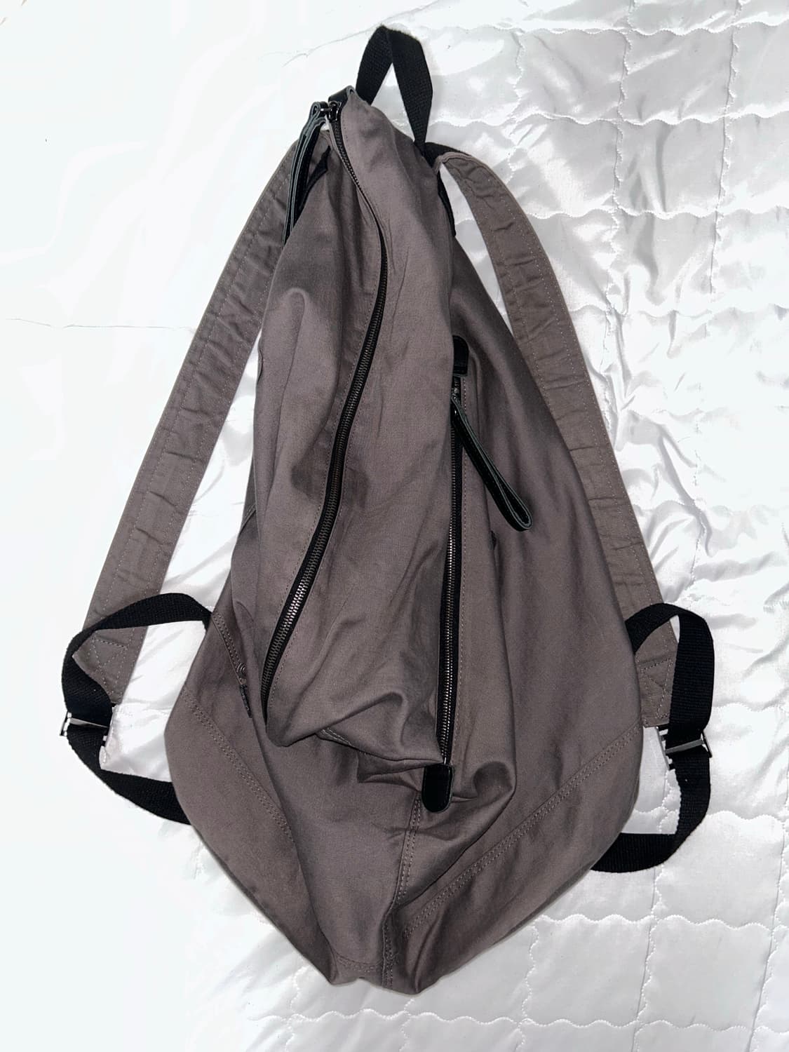 해칭룸 백팩 HATCHINGROOM backpack 상품이미지1