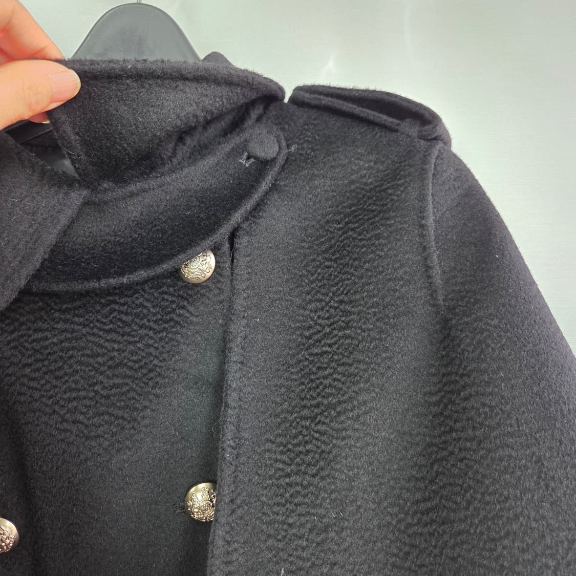 줄로그 울 캐시미어 블랙 핸드메이드 코트 금장 상품이미지3