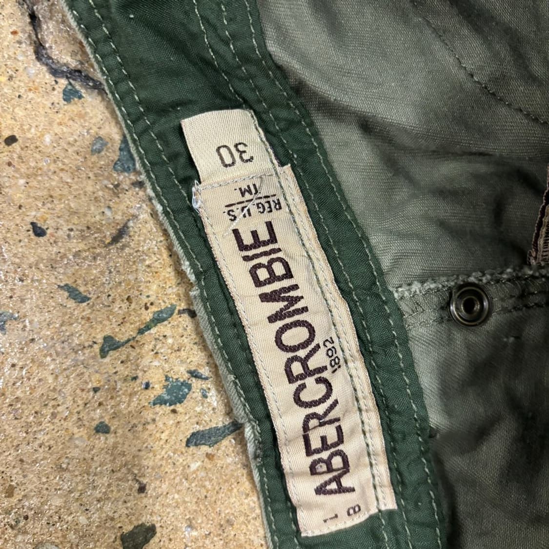 [정품/30] 아베크롬비 카키색 카고 바지  상품이미지3