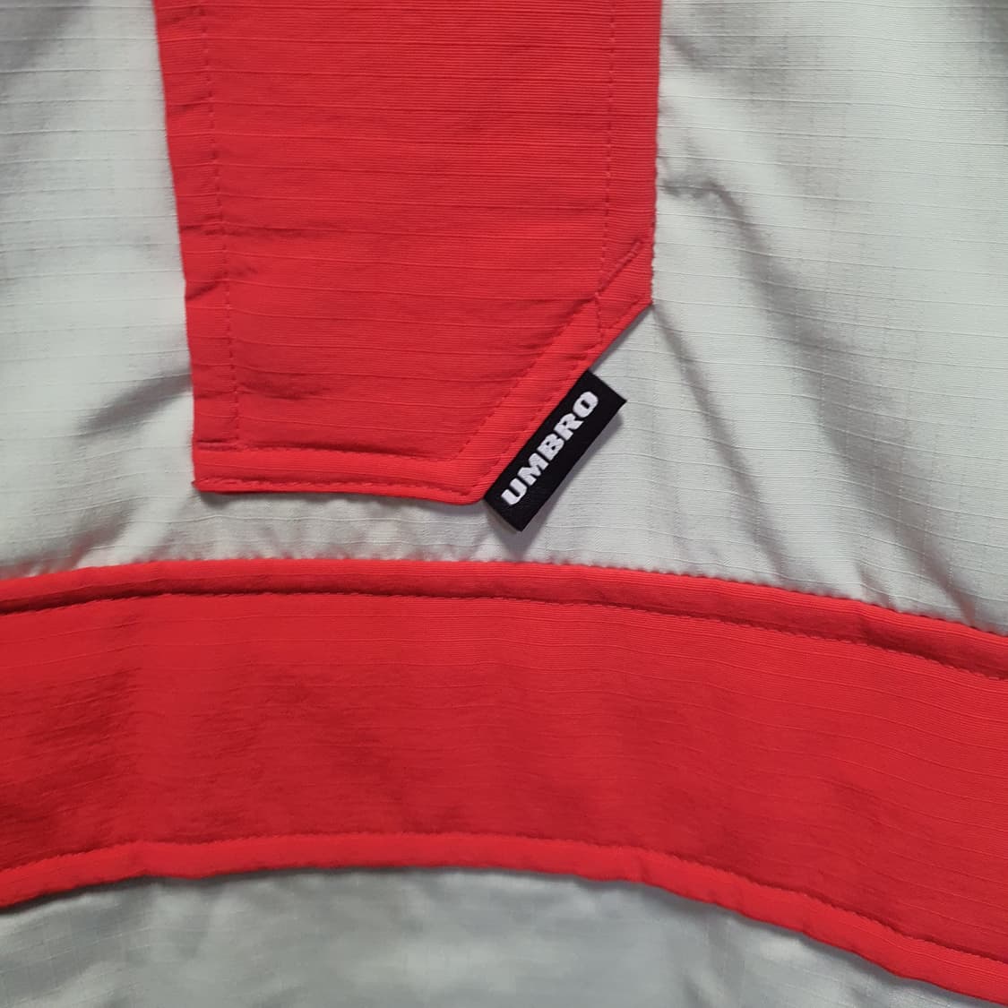 엄브로 아노락 후드 웜업 패딩  상품이미지4