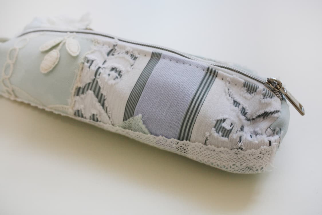 Blue Moth Pencil Case 상품이미지2