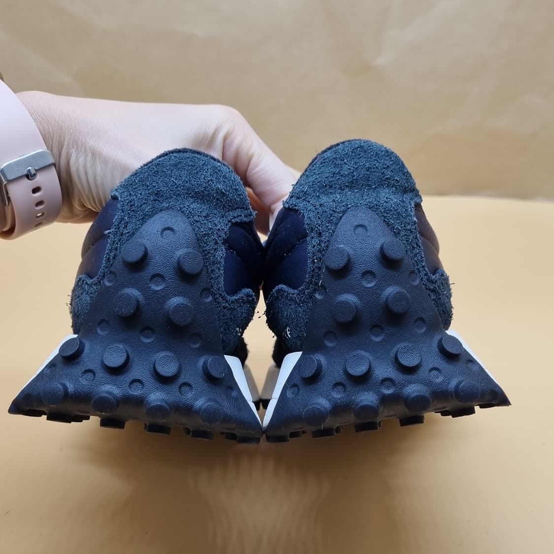 뉴발란스 327 여성운동화230  상품이미지4