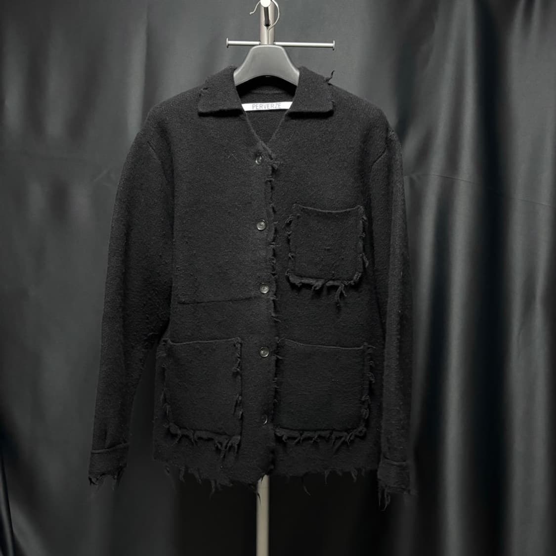 F) 퍼버즈 PERVERZE 25FW CRASH KNIT COAT 상품이미지1