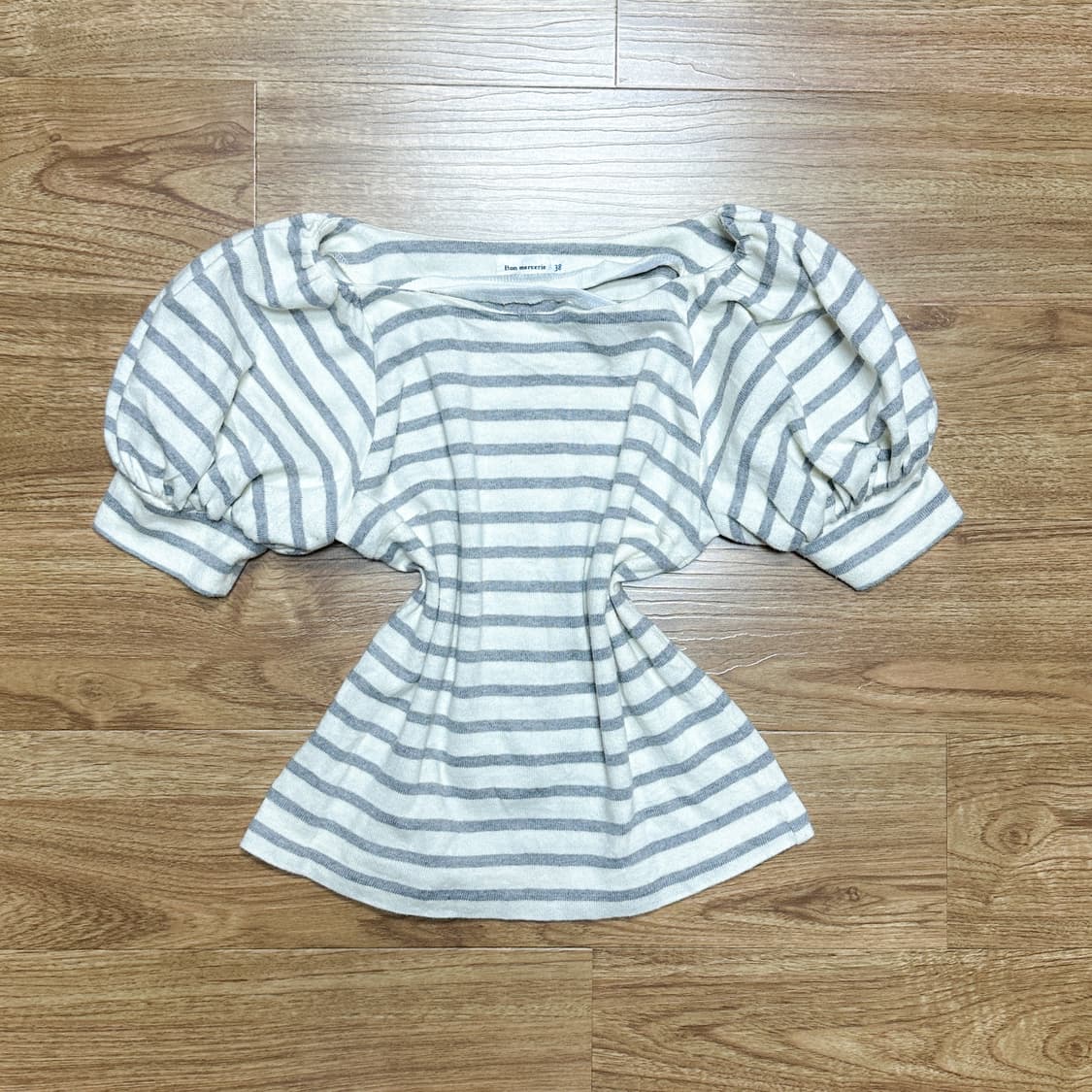 빈티지 그레이 스트라이프 퍼프 니트 티셔츠 히메갸루 로걀 라떼 모리걸 상품이미지1