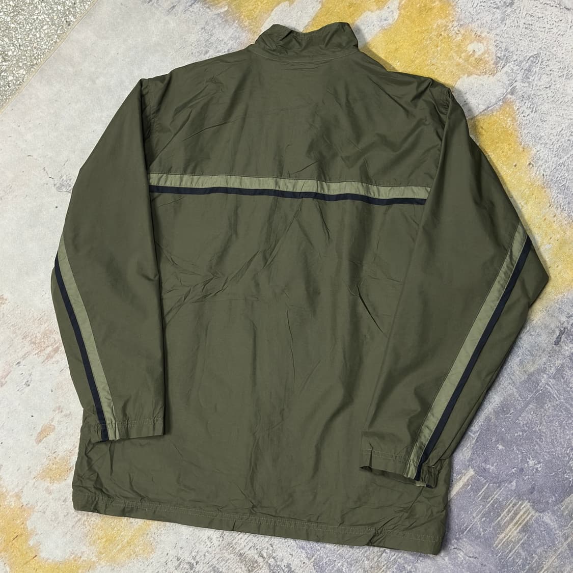 나이키 올드스쿨 우븐 카키 바람막이 자켓  상품이미지3