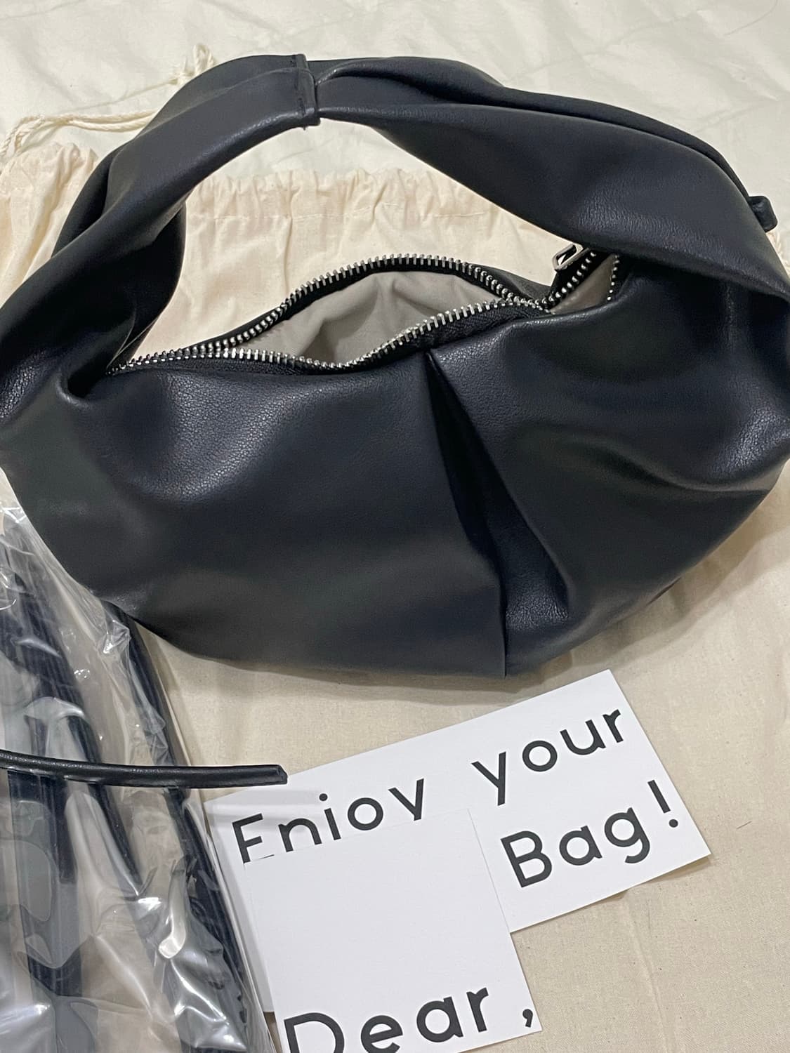 던팩토리 러빈백 스몰 블랙 상품이미지3