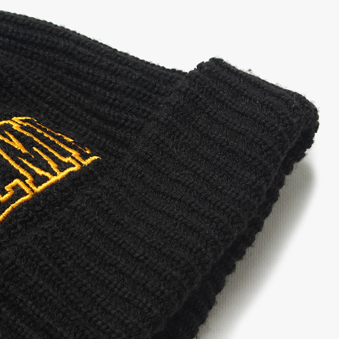  SUPREME "Black Beanie" 상품이미지3