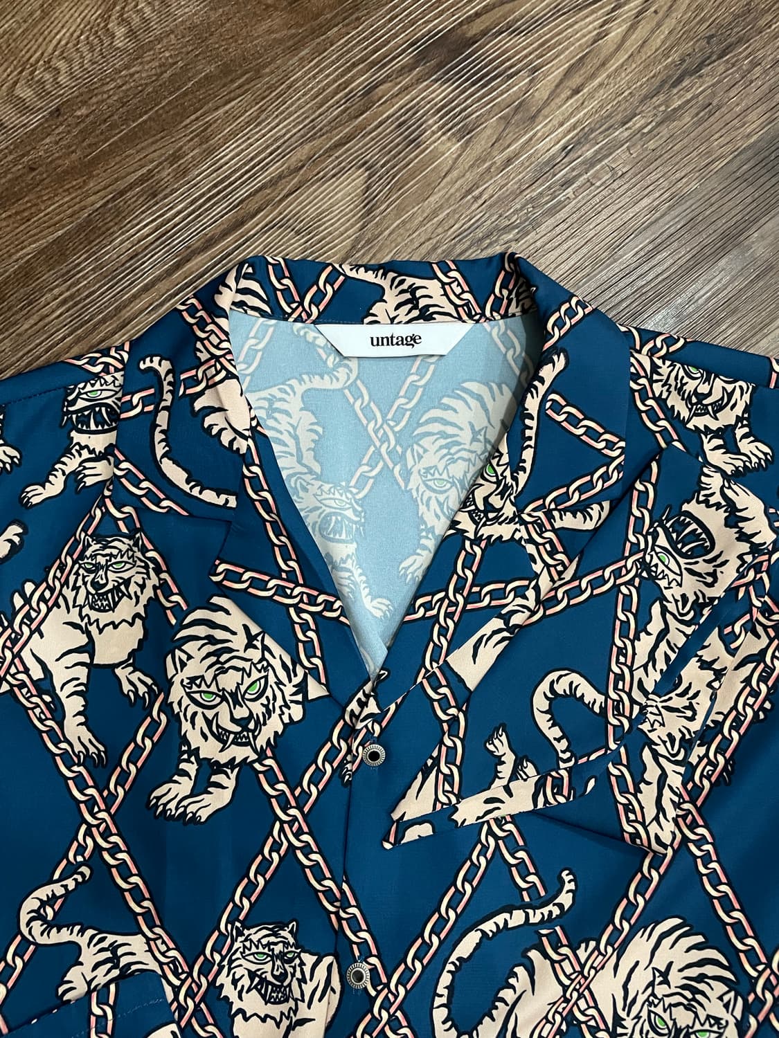 Untage Tiger-Printed Bowling Shirt 상품이미지6