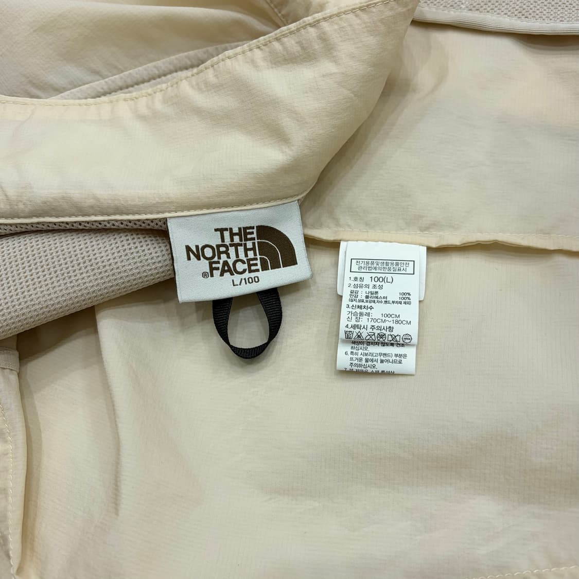 노스페이스 화이트라벨 아이보리 경량 바람막이 자켓 100 L 상품이미지3