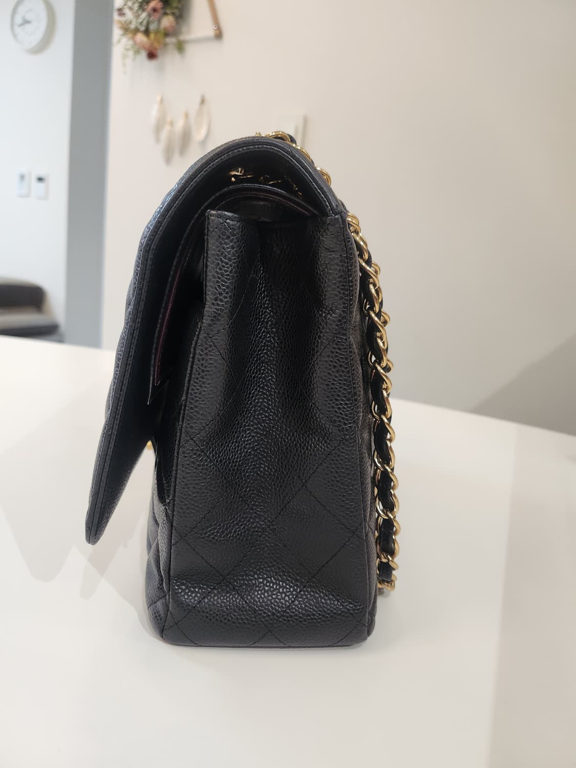 샤넬 클래식 캐비어 블랙 금장 라지 정품 상품이미지3
