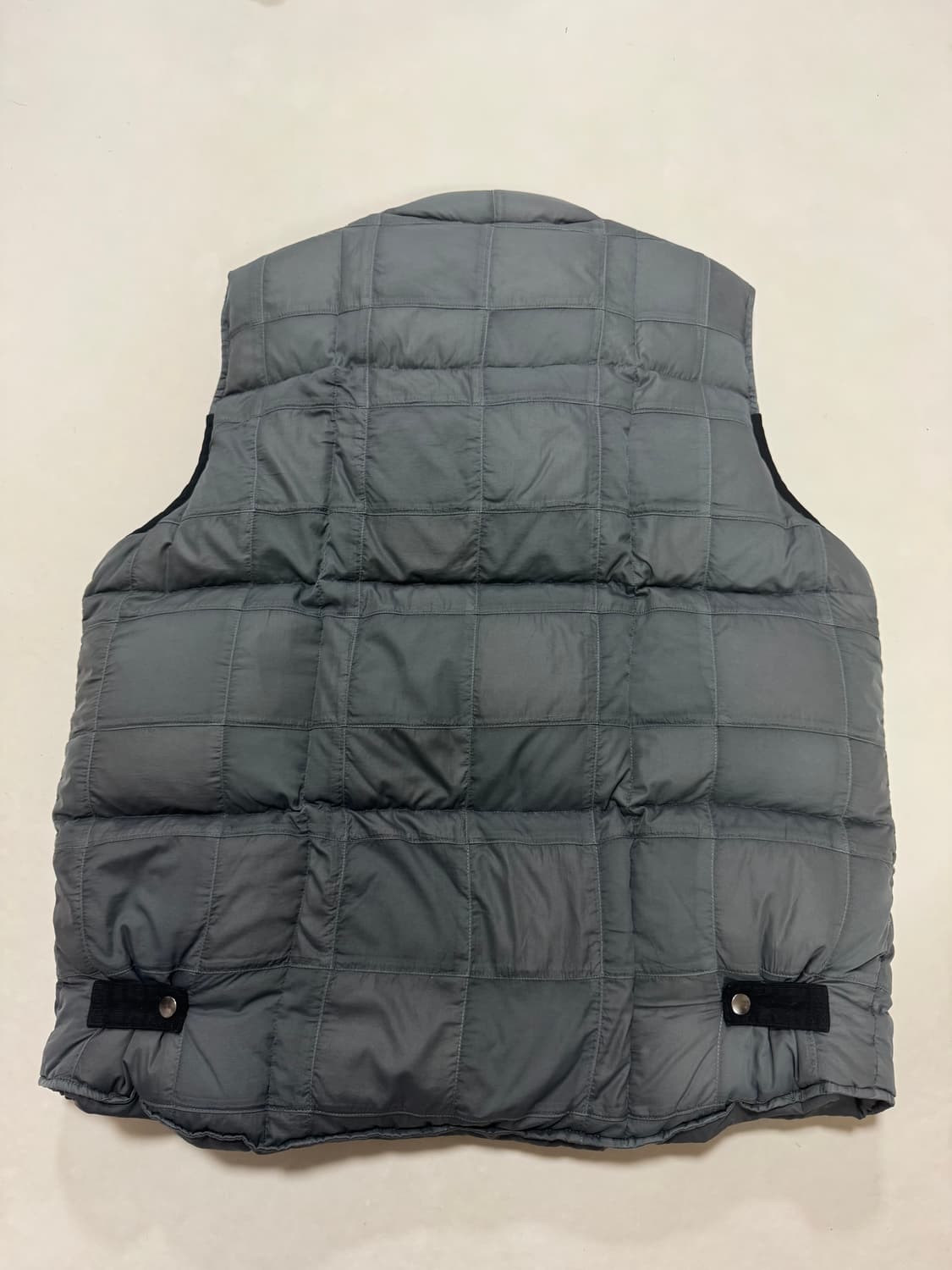 폴리테루 패치드 다운 베스트 세이지 그레이M(2) 상품이미지2