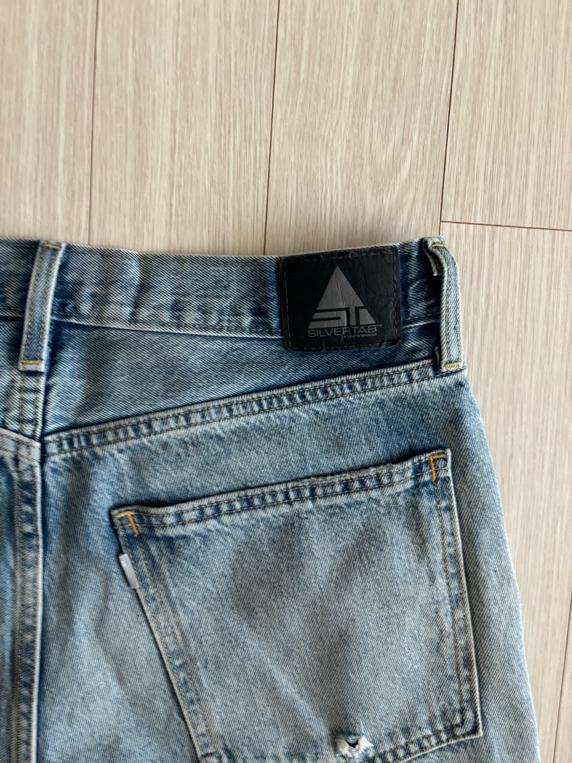 리바이스 실버탭 반바지 상품이미지4