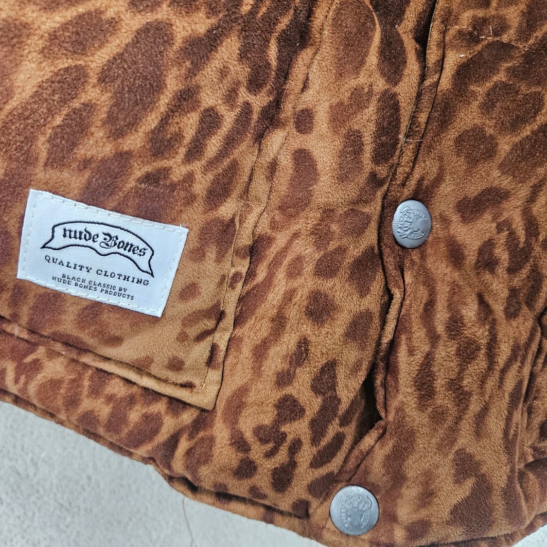 누드본즈 레오파드 패딩 베스트 M 상품이미지3