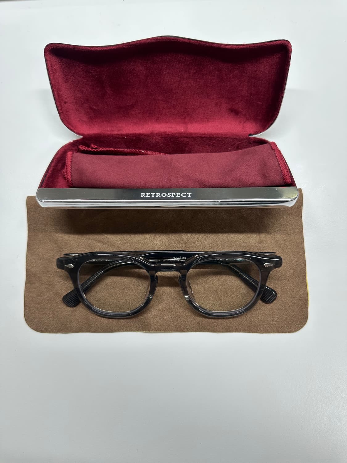 래쉬 클리프트 50 GR (그레이) 판매합니다 상품이미지1