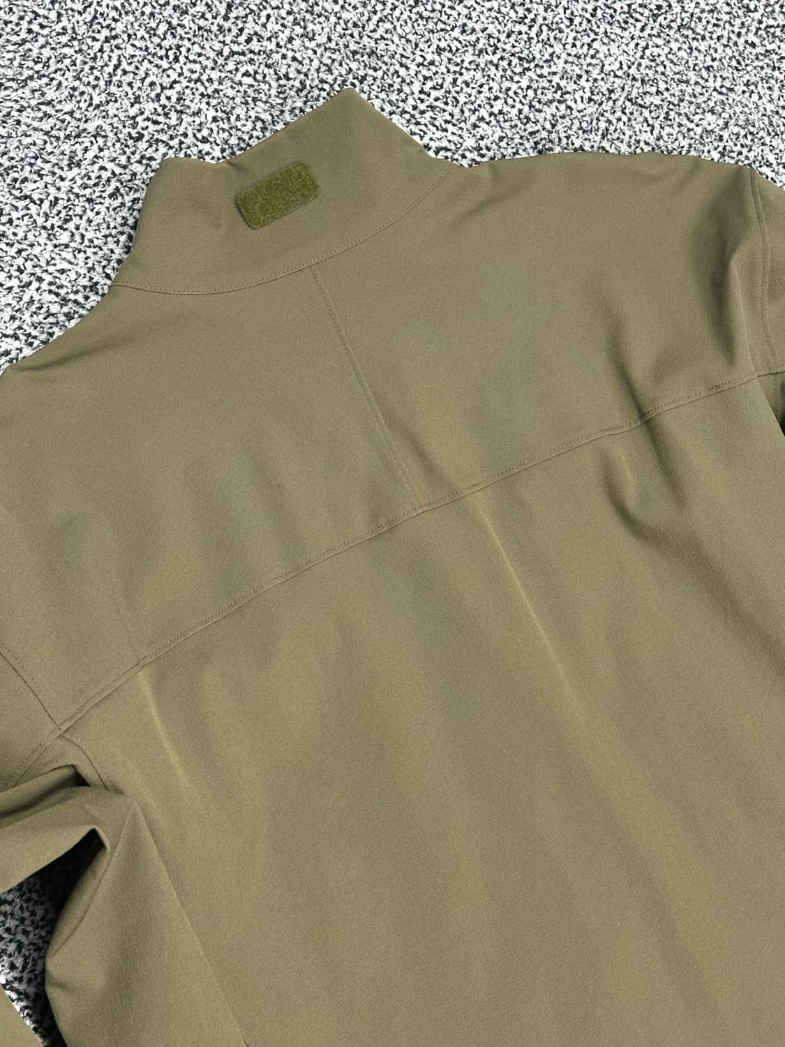 [ 아크테릭스 ] / 남성95-100 / 리프 브라운 자켓 상품이미지9