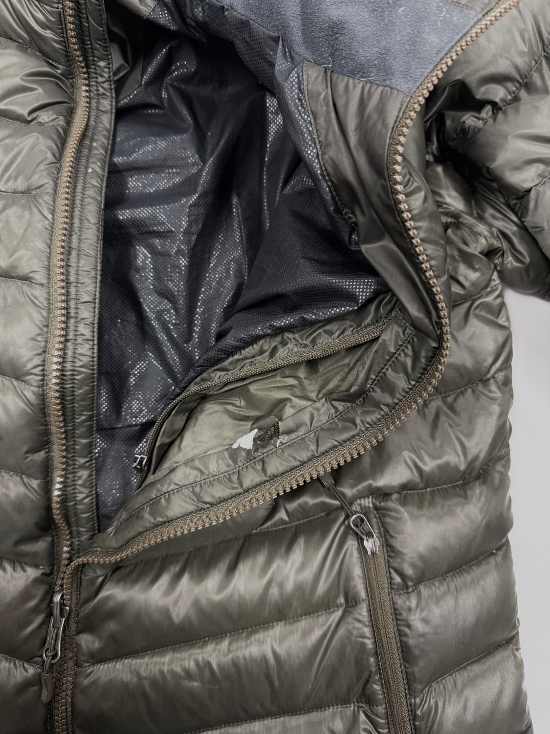 Columbia 투톤카키 경량패딩 상품이미지6