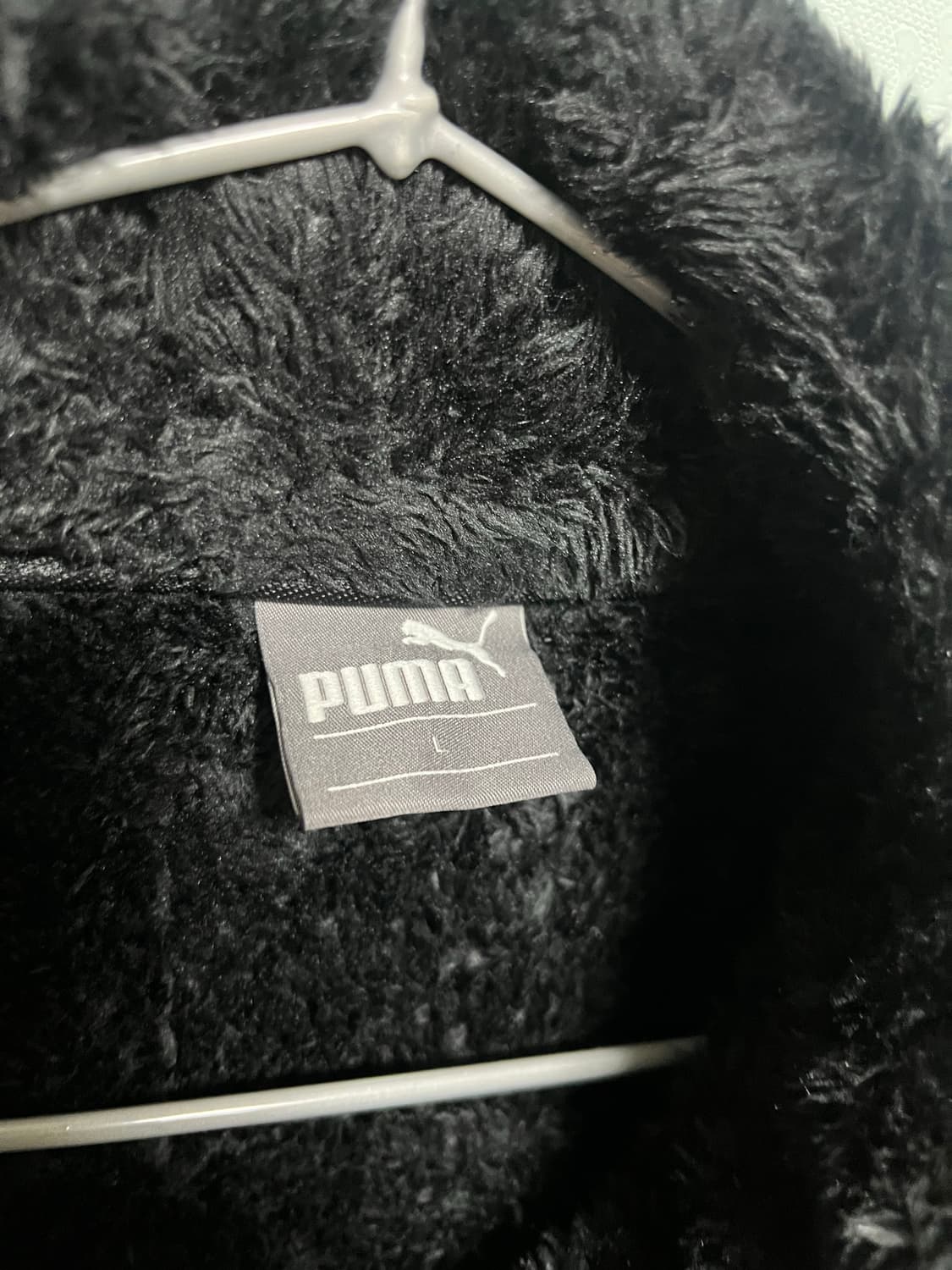 푸마 블랙 뽀글이 플리스 집업 상품이미지3