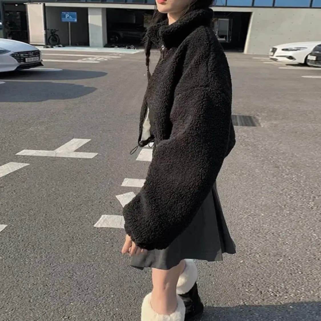 에이블리 애니원모어 브릿 베이 양털 하이넥 크롭 점퍼 상품이미지4