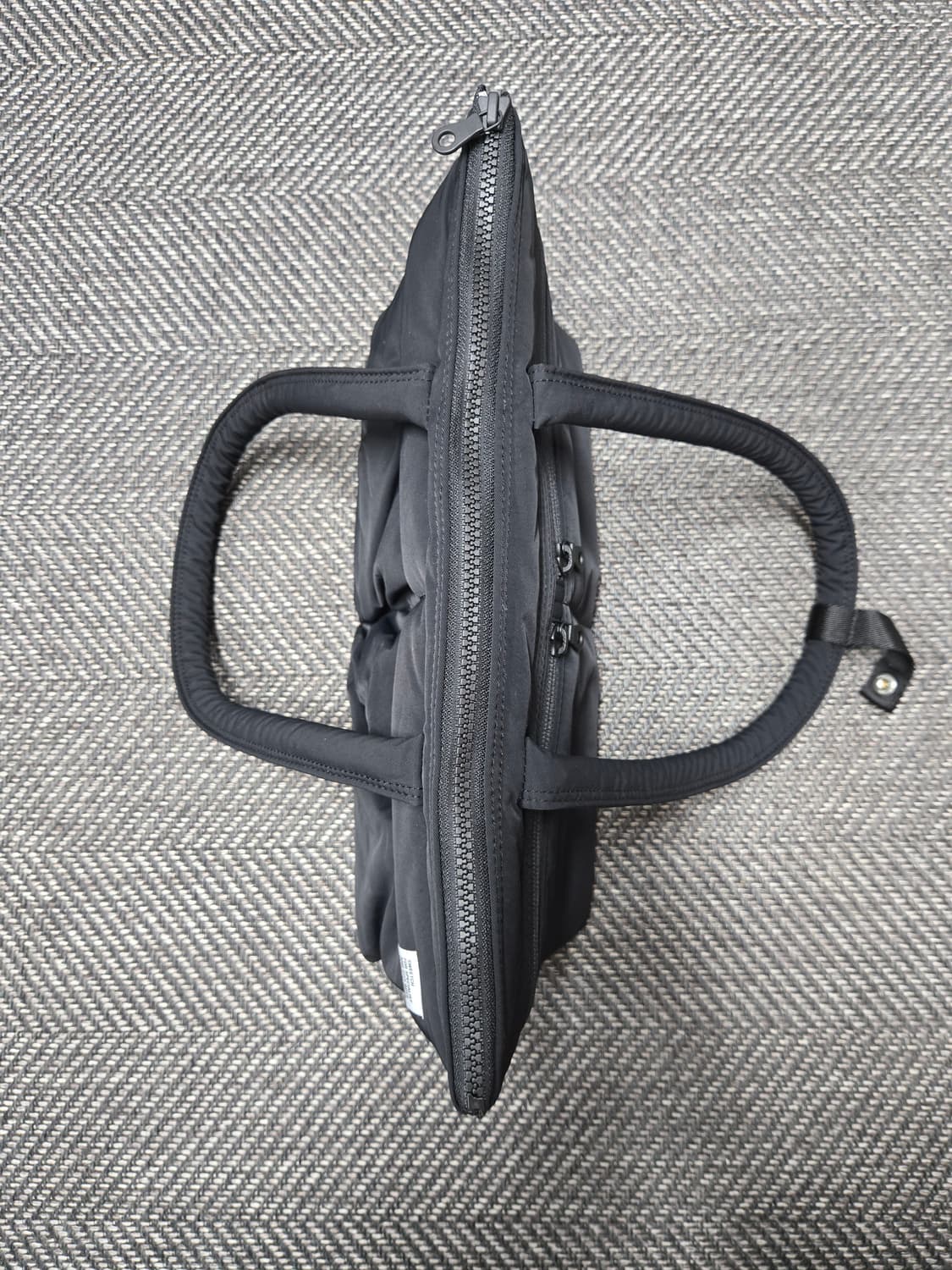 스위치 멜로우 토트 와이드 블랙 숄더백 상품이미지5