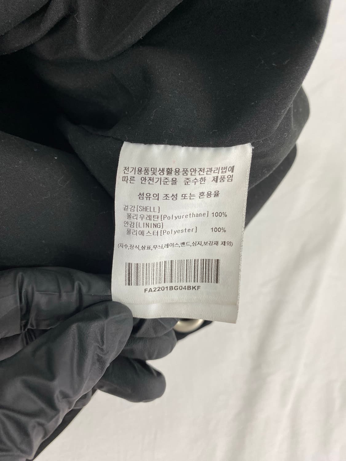 Fallett 팔렛 글로시 레더 슬링백 상품이미지4