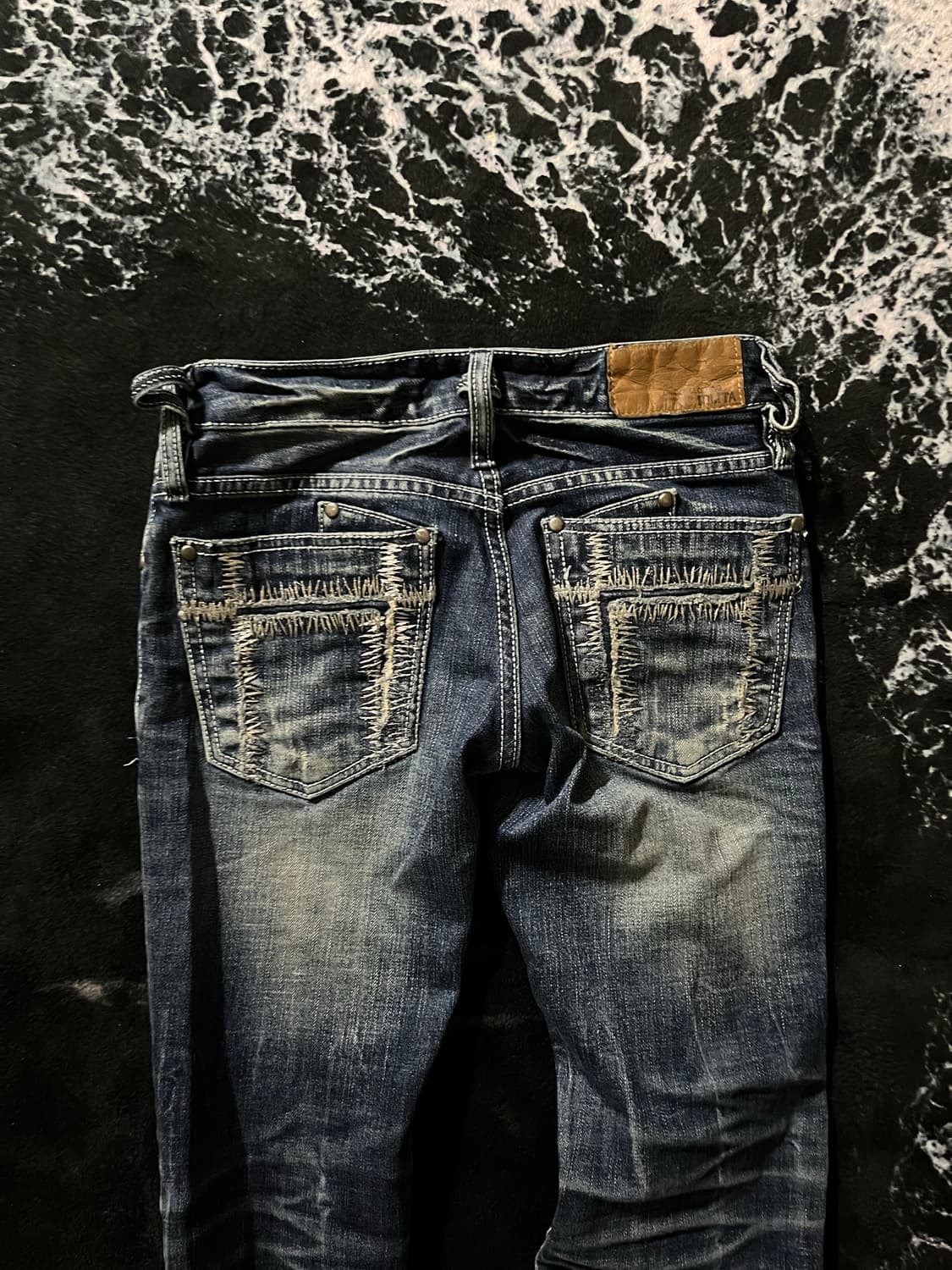 스티치 로우라이즈 부츠컷 상품이미지3