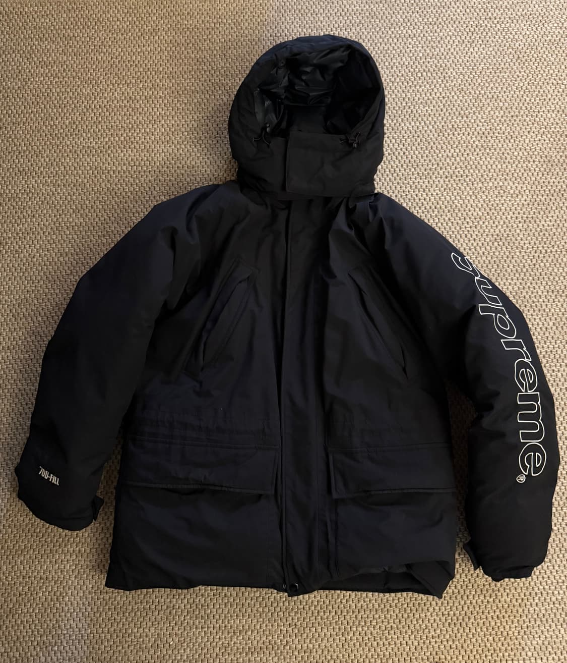 슈프림 supreme  19FW 700fil 고어텍스 다운파카 상품이미지3