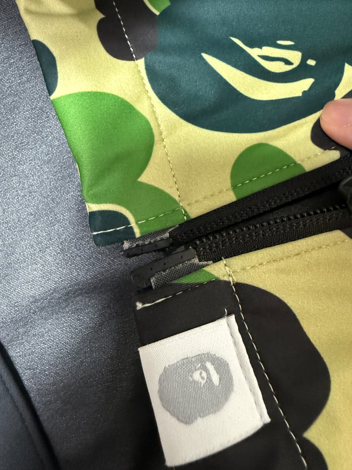 베이프 X 아디다스 윈드레디 자켓 상품이미지5