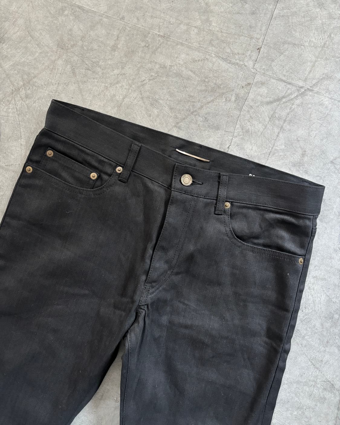Saint Laurent 생로랑 블랙 컬러 에디 슬리먼 코팅진 상품이미지2