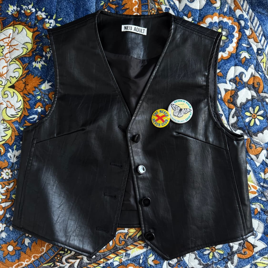 NEU ADULT 노이 어덜트 블랙 레더 무드 숏 레이어드 베스트 조끼 상품이미지1