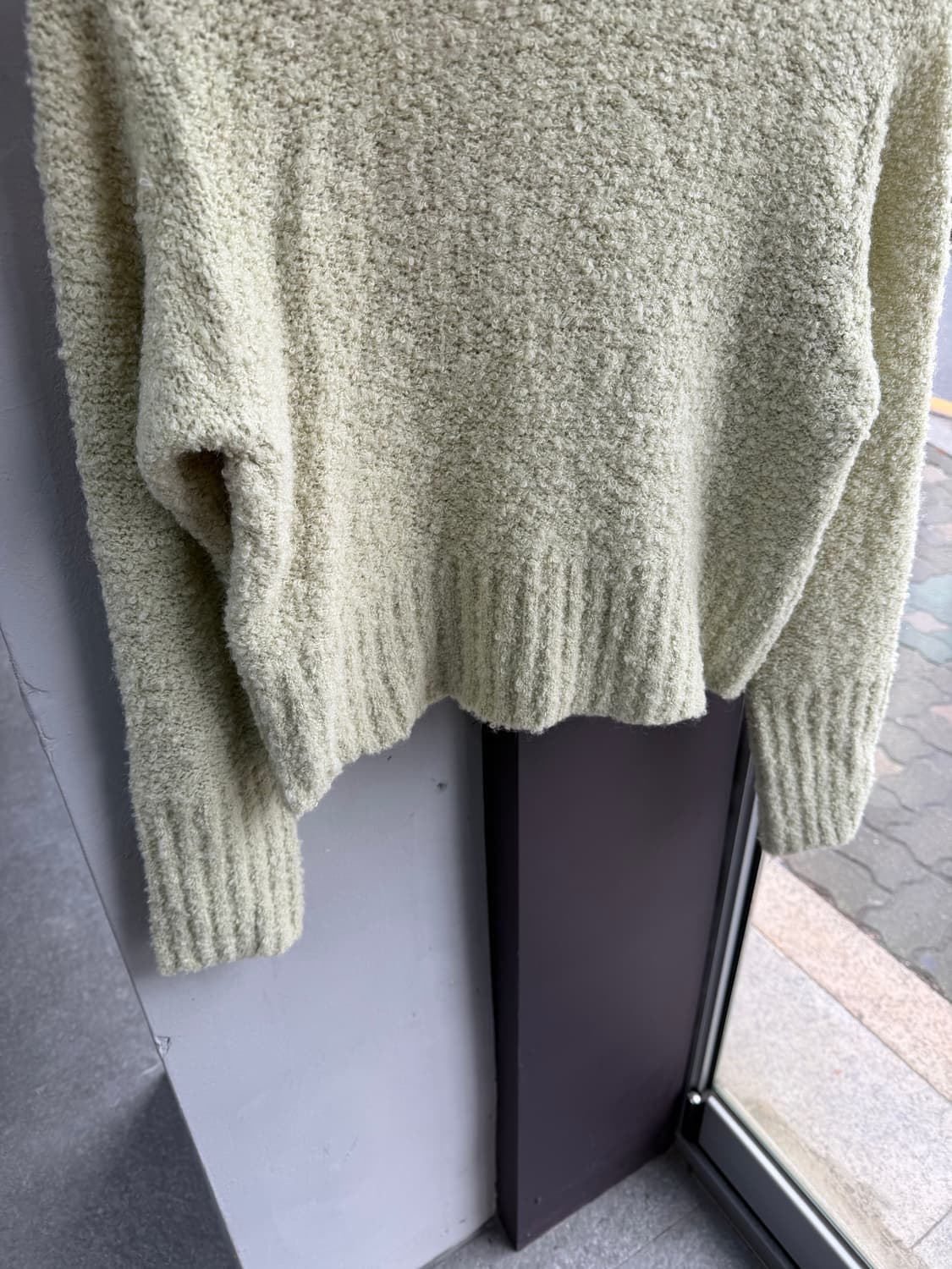 에토스 라운드 부클 니트 상품이미지5