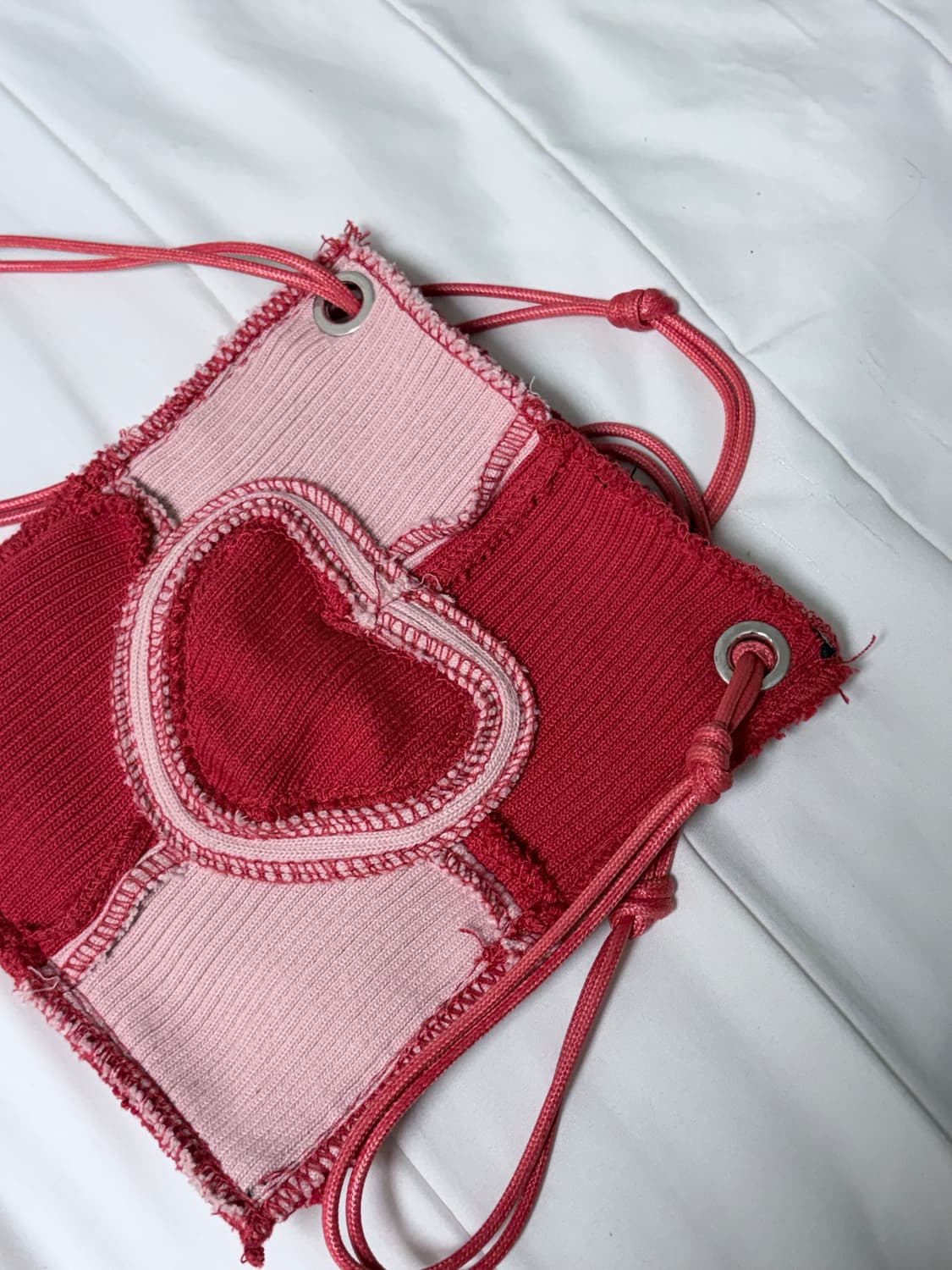 핸드메이드 하트 패치 미니 크로스백 상품이미지4