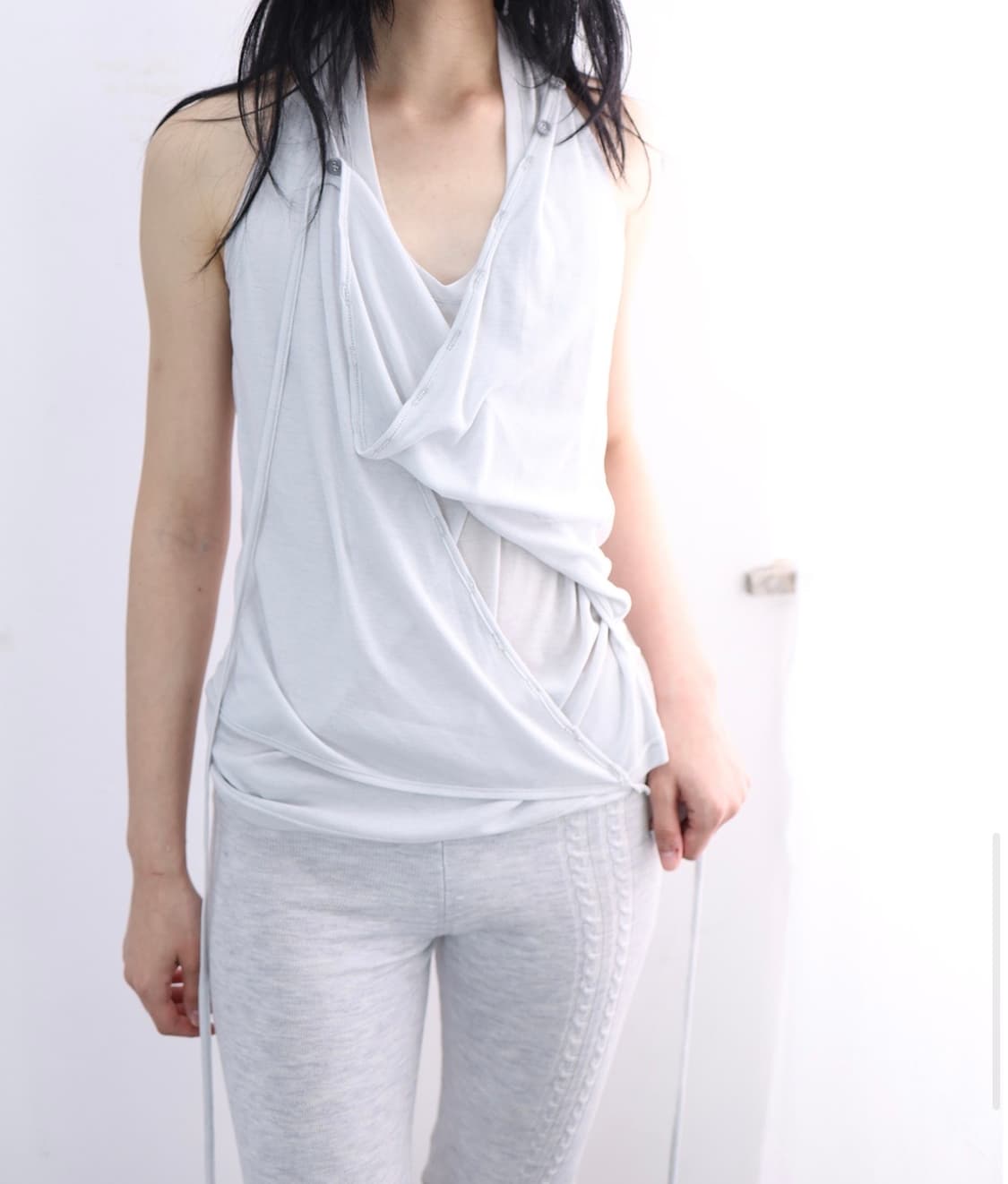 Ulika Sanctus Halter Wrap Sleeveless  상품이미지3