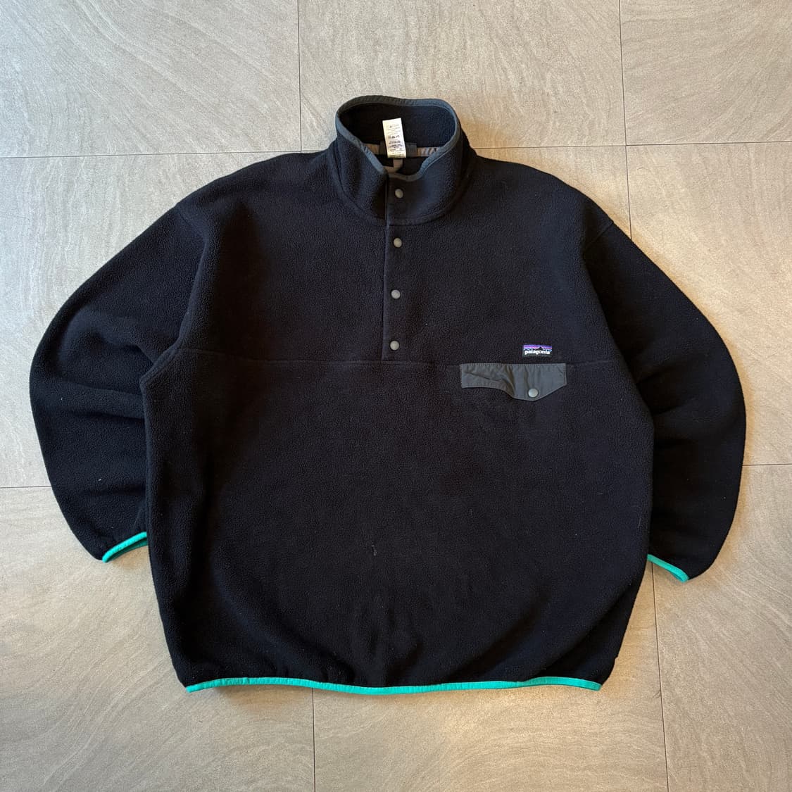 파타고니아 정품 블랙 신칠라 스냅티 상품이미지1