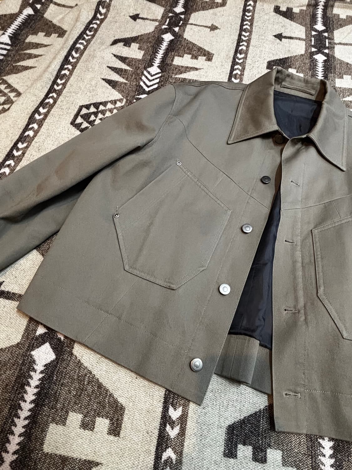 MOLDBOY (몰드보이) 크롭 워크 자켓 상품이미지4