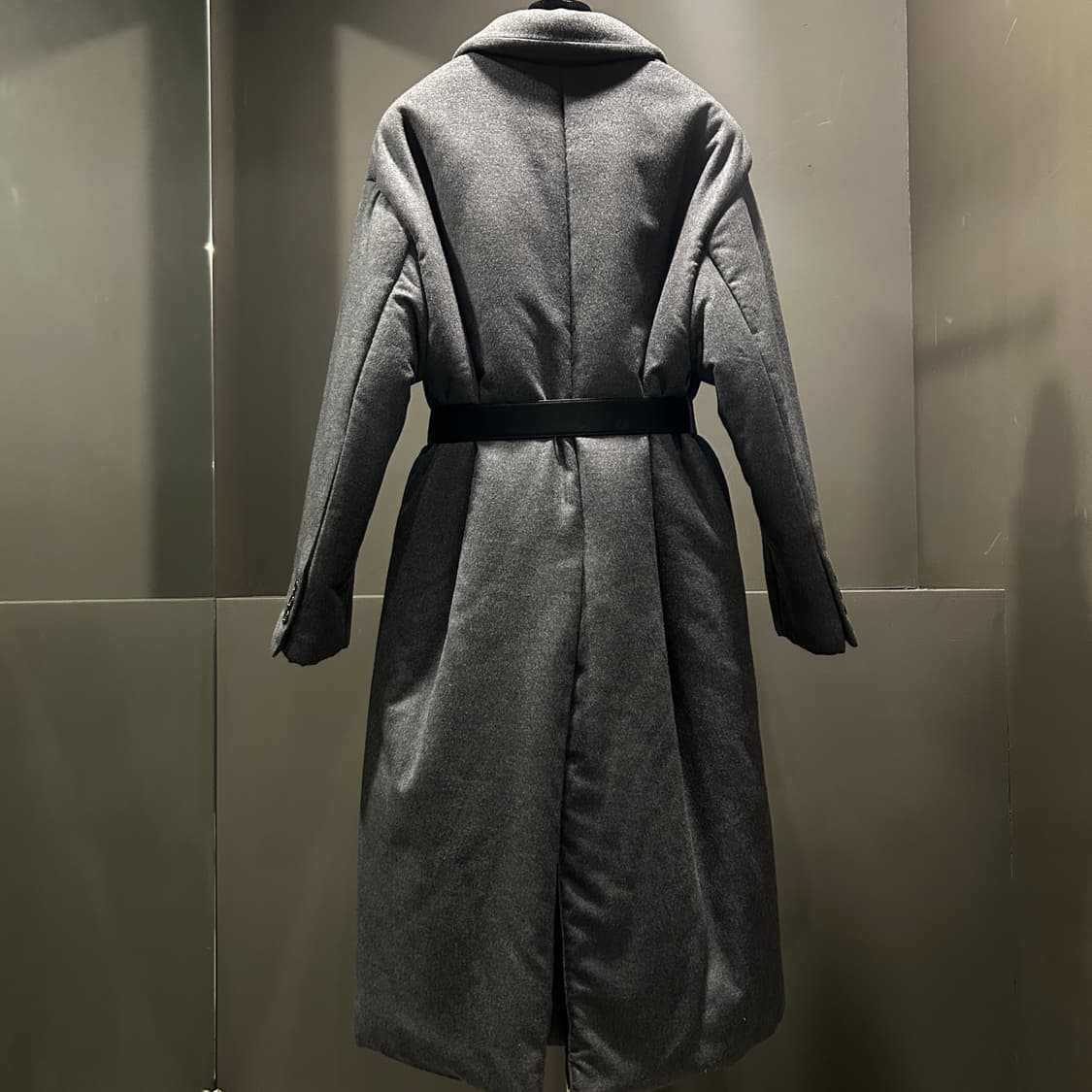 프라다 벨티드 캐시미어 패딩 코트 상품이미지10