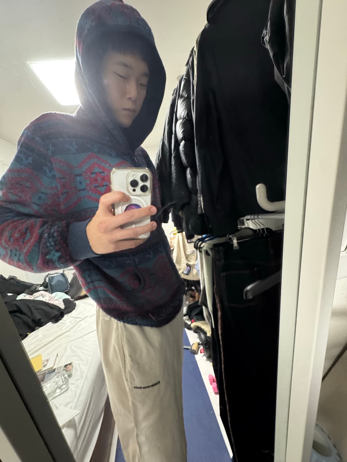 디즈이스네버댓 니트 집업 상품이미지2