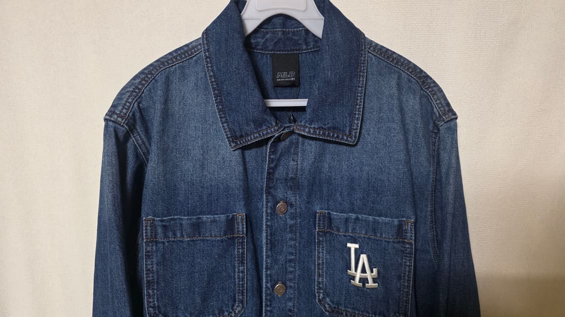 [새상품] MLB LA다저스 오버핏 데님 셔츠 자켓 S사이즈90 상품이미지4
