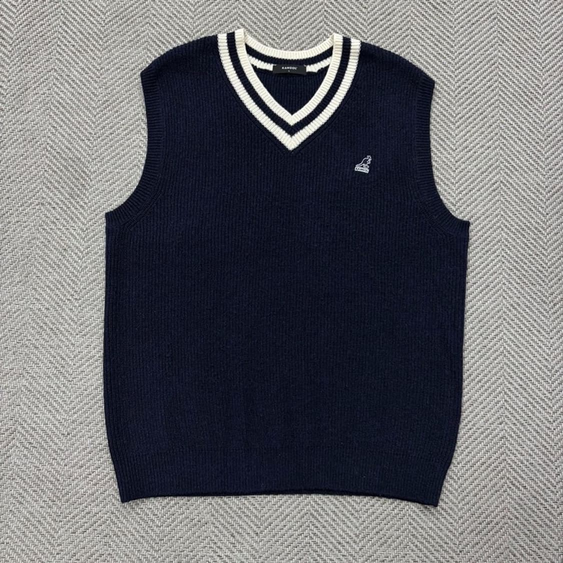 캉골 베이직 로고 니트 베스트 v2975  상품이미지1