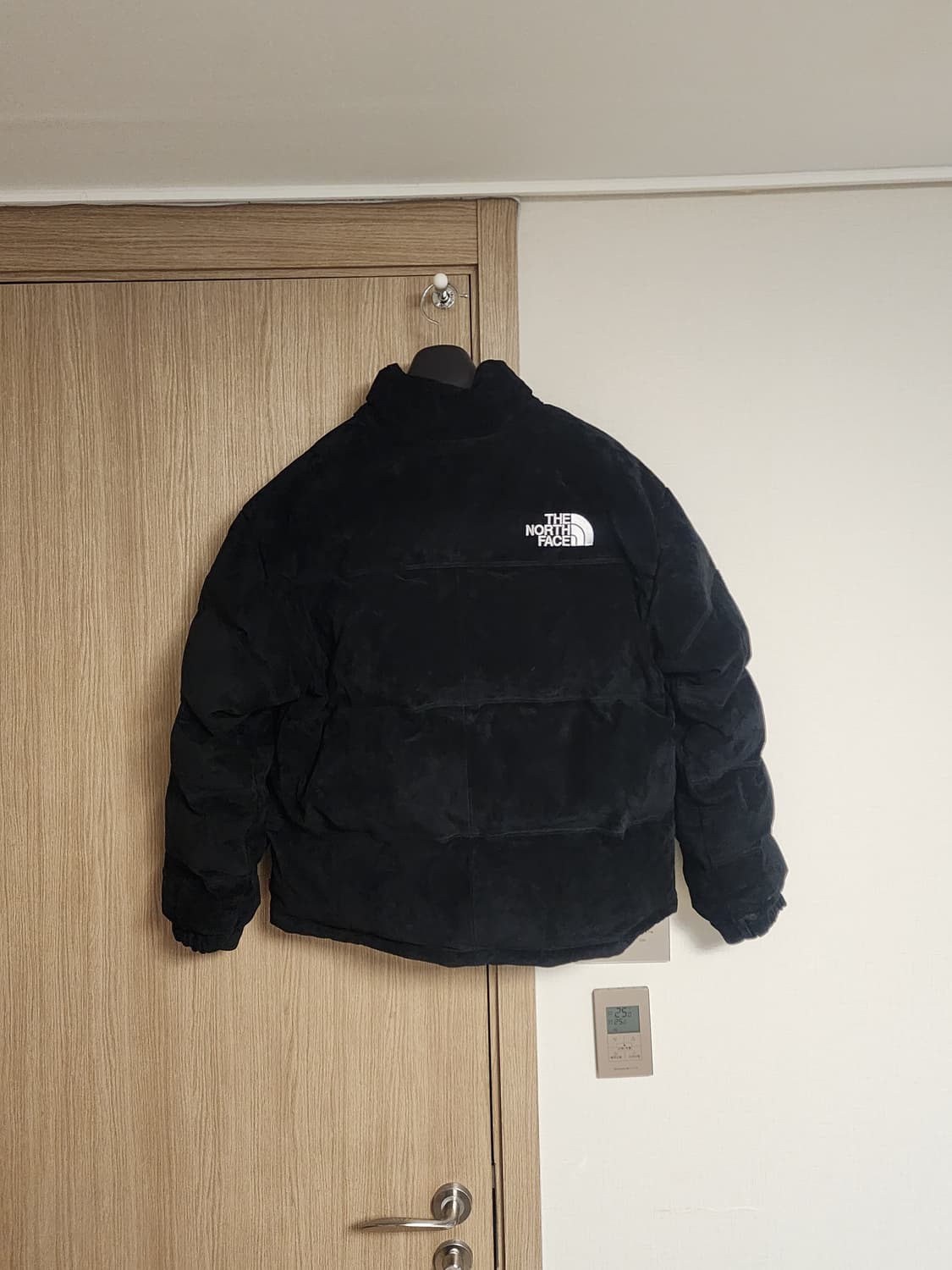 슈프림 노스페이스 스웨이드 자켓 상품이미지2