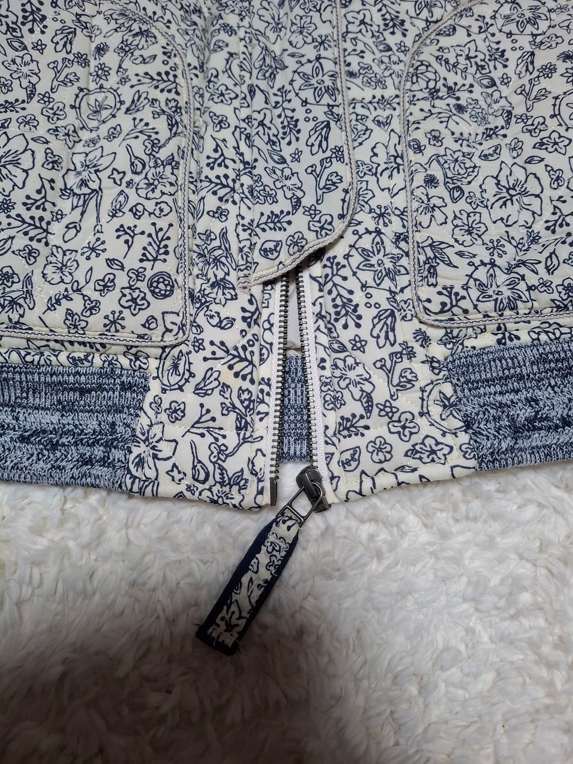 (마지막특가) 써스데이아일랜드 퀼팅점퍼 m 상품이미지5