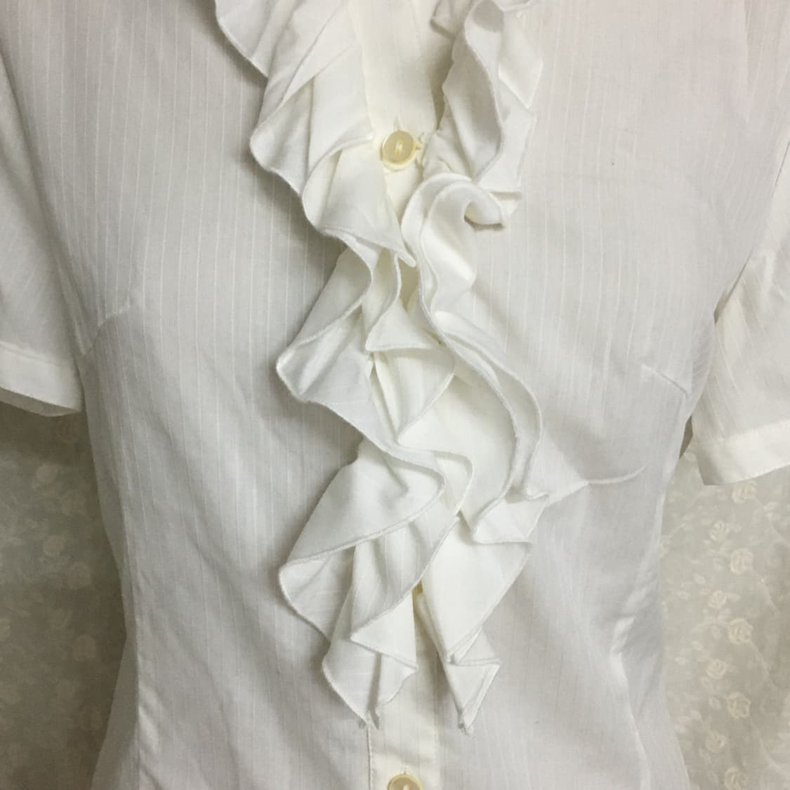 빈티지 화이트 프릴 블라우스 / 여성 슬림핏 / 클래식 셔츠 상품이미지4