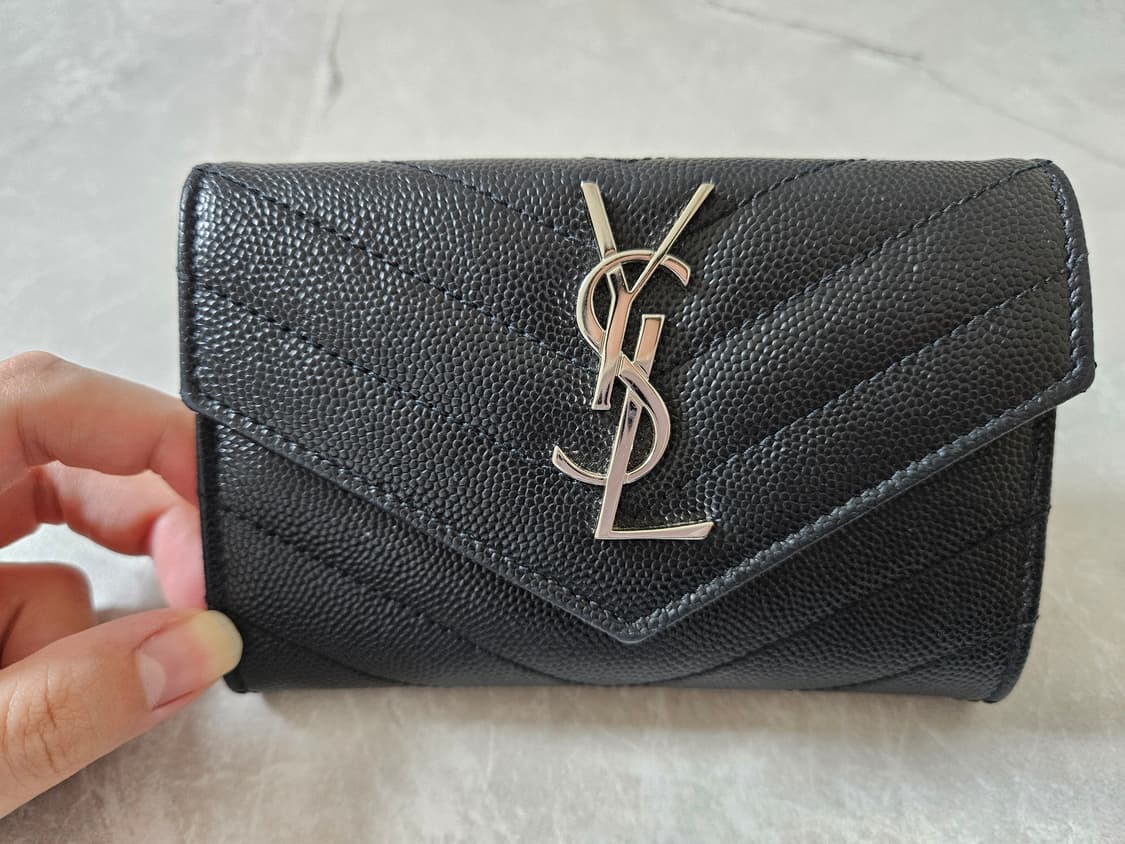 입생로랑 케비어 은장 엔벨로프 지갑 상품이미지2