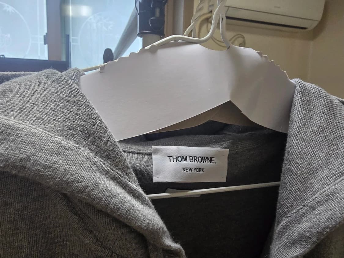 톰브라운 밀라노스티치 암밴드 후드집업 상품이미지3