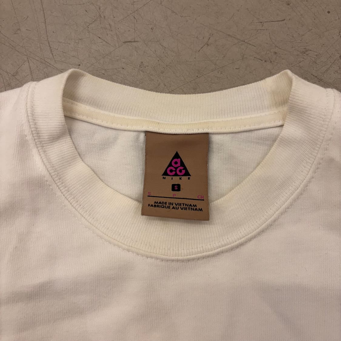 나이키acg 스몰로고 반팔티 상품이미지3