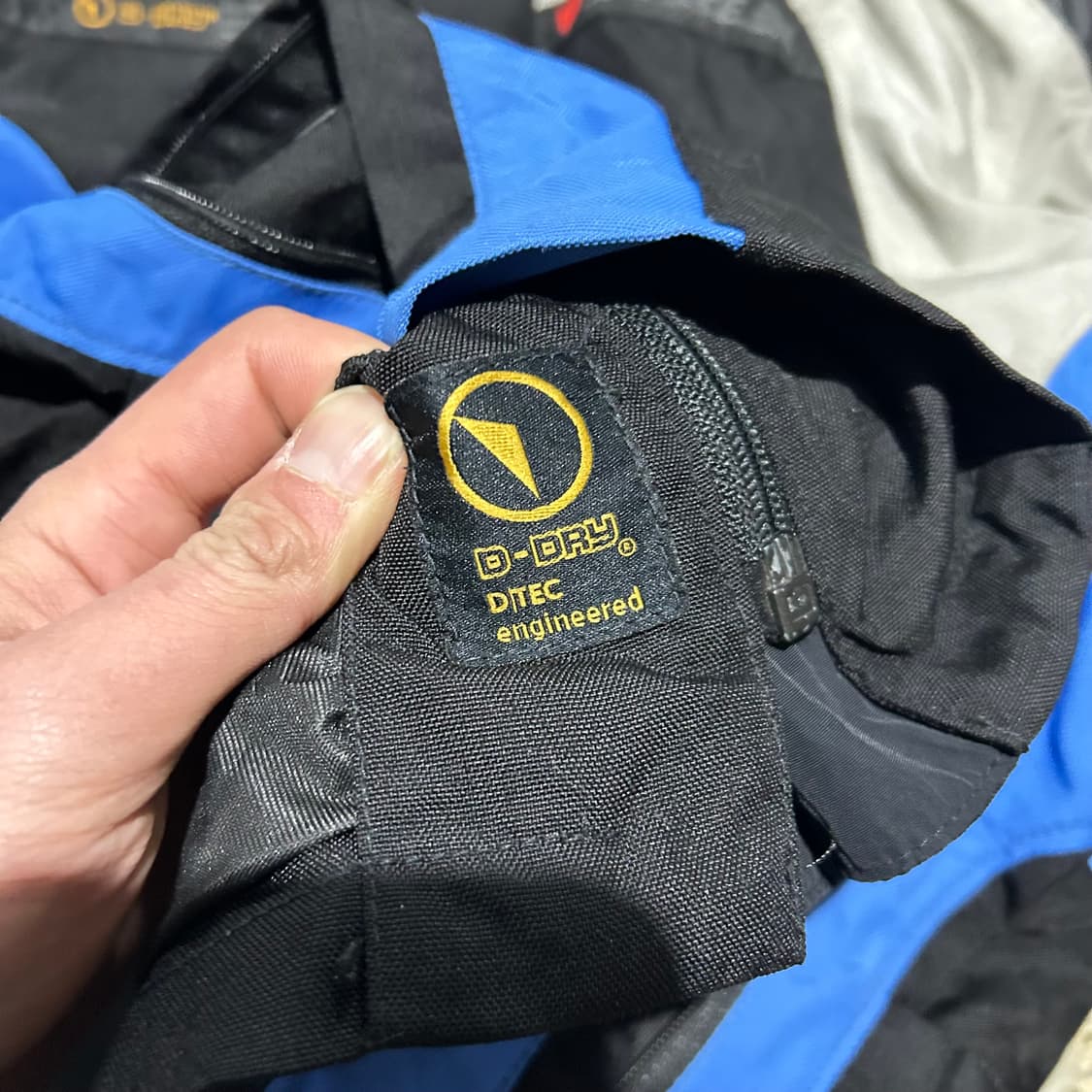 다이네즈(Dainese)의 D-Dry 텍스타일 바이크 재킷 상품이미지7