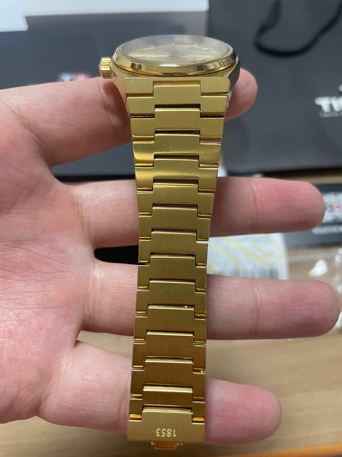 티쏘 PRX 35mm 쿼츠 골드 상품이미지8