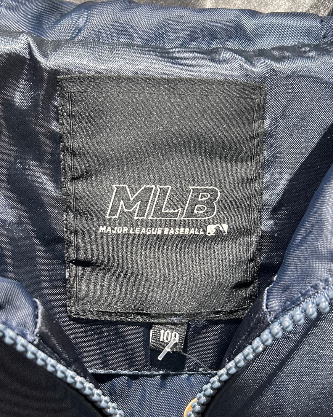 L MLB 뉴욕양키스 사틴 나일론 후드집업 상품이미지6